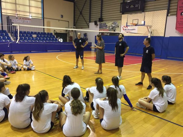 IMG-f3ebc613bc596cf50192142239a56d48-V