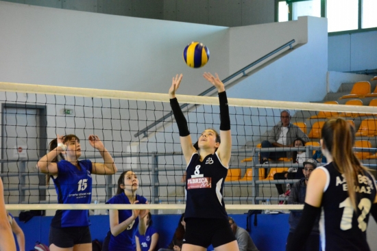 &Sigma;&tau;&eta;&nu; &Epsilon;&theta;&nu;&iota;&kappa;ή &Pi;&alpha;&gamma;&kappa;&omicron;&rho;&alpha;&sigma;ί&delta;&omega;&nu; &epsilon;&nu;ό&psi;&epsilon;&iota; &pi;&rho;&omicron;&kappa;&rho;&iota;&mu;&alpha;&tau;&iota;&kappa;ώ&nu; &Epsilon;&upsilon;&rho;&omega;&pi;&alpha;ϊ&kappa;&omicron;ύ &eta; &Alpha;&lambda;&epsilon;&xi;ά&nu;&delta;&rho;&alpha; &Beta;&epsilon;&nu;έ&tau;&eta;