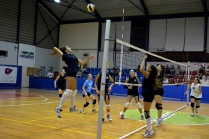 &Phi;&iota;&lambda;&iota;&kappa;ό: &Alpha;&Sigma;.&Pi;&Epsilon;.&Theta;έ&tau;&iota;&sigmaf; &Beta;&omicron;ύ&lambda;&alpha;&sigmaf; - &Epsilon;&upsilon;&rho;&upsilon;ά&lambda;&eta; (pics)