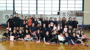 &Epsilon;&sigma;&omega;&tau;&epsilon;&rho;&iota;&kappa;ό &Tau;&omicron;&upsilon;&rho;&nu;&omicron;&upsilon;ά &Mu;&Iota;&Nu;&Iota; &amp; &Alpha;&kappa;&alpha;&delta;&eta;&mu;&iota;ώ&nu; (pics)