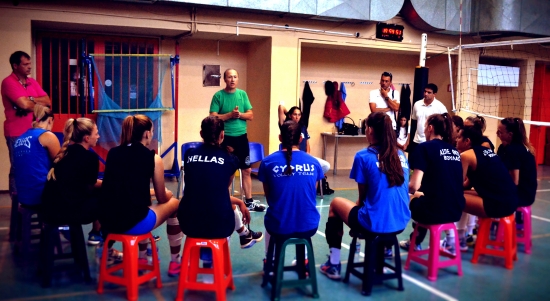 &Xi;&epsilon;&kappa;ί&nu;&eta;&sigma;&epsilon; &tau;&omicron; &tau;&alpha;&xi;ί&delta;&iota; &mu;&alpha;&sigmaf; &sigma;&tau;&eta;&nu; &Alpha;1 (pics-video)