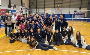 Volley League &Gamma;&upsilon;&nu;&alpha;&iota;&kappa;ώ&nu;: &Alpha;.&Sigma;.&Pi;. &Theta;έ&tau;&iota;&sigmaf; &Beta;&omicron;ύ&lambda;&alpha;&sigmaf; - &Alpha;.&Omicron;.&Nu;.&Sigma; &Mu;ί&lambda;&omega;&nu; 3-0