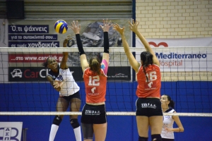 &Alpha;1 &Gamma;&upsilon;&nu;&alpha;&iota;&kappa;ώ&nu;: &Theta;έ&tau;&iota;&sigmaf; &Beta;&omicron;ύ&lambda;&alpha;&sigmaf; - &Mu;&alpha;&kappa;&epsilon;&delta;ό&nu;&epsilon;&sigmaf; &Alpha;&xi;&iota;&omicron;ύ 3-2 (pics)