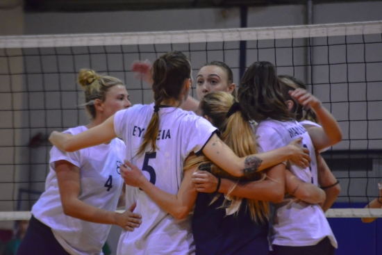 Volleyleague: &Eta;&lambda;&upsilon;&sigma;&iota;&alpha;&kappa;ό&sigmaf; - &Theta;έ&tau;&iota;&sigmaf; &Beta;&omicron;ύ&lambda;&alpha;&sigmaf; (27/10, 18:30 Livescore)