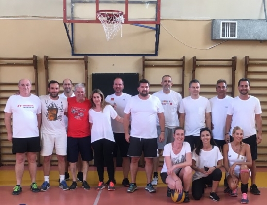 &Pi;&alpha;&gamma;&kappa;&omicron;&rho;&alpha;&sigma;ί&delta;&epsilon;&sigmaf; &Gamma;: &Mu;&epsilon; &phi;&iota;&lambda;&iota;&kappa;ό &Gamma;&omicron;&nu;έ&omega;&nu;-&Pi;&alpha;&iota;&delta;&iota;ώ&nu; &kappa;&alpha;&iota; &beta;&rho;&alpha;&delta;&iota;&nu;ή έ&xi;&omicron;&delta;&omicron; έ&kappa;&lambda;&epsilon;&iota;&sigma;&epsilon; &eta; &sigma;&epsilon;&zeta;ό&nu; (pics-video)