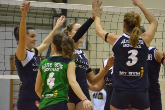 &Kappa;ύ&pi;&epsilon;&lambda;&lambda;&omicron; &Gamma;&upsilon;&nu;&alpha;&iota;&kappa;ώ&nu;: &Alpha;.&Sigma;.&Pi;&Epsilon;.&Theta;έ&tau;&iota;&sigmaf; &Beta;&omicron;ύ&lambda;&alpha;&sigmaf; - &Eta;&lambda;&upsilon;&sigma;&iota;&alpha;&kappa;ό&sigmaf; 3-2 (pics)