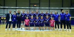 Volley League &Gamma;&upsilon;&nu;&alpha;&iota;&kappa;ώ&nu;: &Alpha;.&Sigma;.&Pi;. &Theta;έ&tau;&iota;&sigmaf; &Beta;&omicron;ύ&lambda;&alpha;&sigmaf; - Ά&rho;&eta;&sigmaf; 3-0