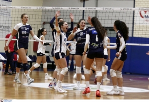 VL &gamma;&upsilon;&nu;&alpha;&iota;&kappa;ώ&nu; (7&eta; &alpha;&gamma;&omega;&nu;&iota;&sigma;&tau;&iota;&kappa;ή): &Theta;έ&tau;&iota;&sigmaf; &Beta;&omicron;ύ&lambda;&alpha;&sigmaf; - &Alpha;ί&alpha;&sigmaf; &Epsilon;&upsilon;ό&sigma;&mu;&omicron;&upsilon; 3-0