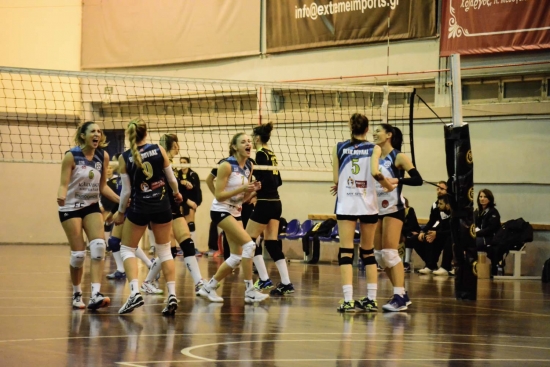 Pre League: &Eta;&lambda;&upsilon;&sigma;&iota;&alpha;&kappa;ό&sigmaf; - &Theta;έ&tau;&iota;&sigmaf; &Beta;&omicron;ύ&lambda;&alpha;&sigmaf; 0-3 (pics)