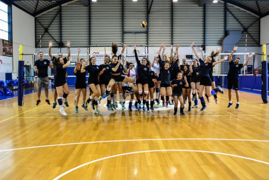 &Alpha;&nu;&epsilon;&beta;&alpha;ί&nu;&omicron;&upsilon;&nu; &omicron;&iota; &rho;&upsilon;&theta;&mu;&omicron;ί &sigma;&tau;&omicron; Camp &epsilon;&xi;&epsilon;&iota;&delta;ί&kappa;&epsilon;&upsilon;&sigma;&eta;&sigmaf; (pics-video)