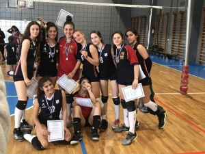 &Sigma;&upsilon;&mu;&mu;&epsilon;&tau;&omicron;&chi;ή &Alpha;&theta;&lambda;&eta;&tau;&rho;&iota;ώ&nu; &Alpha;&Sigma;&Pi; &Theta;&Epsilon;&Tau;&Iota;&Sigma; &sigma;&tau;&omicron; Final 4 &tau;&omicron;&upsilon; &pi;&rho;&omega;&tau;&alpha;&theta;&lambda;ή&mu;&alpha;&tau;&omicron;&sigmaf; &Alpha;.&Sigma;.&Iota;.&Sigma;. &beta;ό&lambda;&epsilon;ϊ &mu;&alpha;&theta;&eta;&tau;&rho;&iota;ώ&nu; &Gamma;&upsilon;&mu;&nu;ά&sigma;&iota;&omicron;&upsilon;