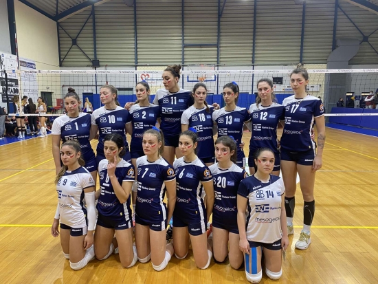Volleyleague: &Theta;έ&tau;&iota;&sigmaf; &Beta;&omicron;ύ&lambda;&alpha;&sigmaf; - &Alpha;&mu;&alpha;&zeta;ό&nu;&epsilon;&sigmaf; 3-0