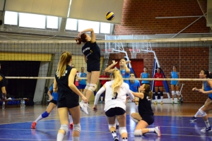 &laquo;&Phi;&iota;&lambda;&alpha;&nu;&theta;&rho;&omega;&pi;&iota;&kappa;ό &tau;&omicron;&upsilon;&rho;&nu;&omicron;&upsilon;ά &Delta;.&Kappa;&iota;&nu;&tau;ή&sigmaf;&raquo;: &Theta;έ&tau;&iota;&sigmaf; &Beta;&omicron;ύ&lambda;&alpha;&sigmaf; - &Pi;&alpha;&nu;&iota;ώ&nu;&iota;&omicron;&sigmaf; 3-0 (pics)